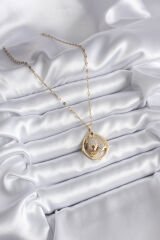 316L Çelik Gold Renk Zirkon Taşlı Jaguar Model Kadın Kolye