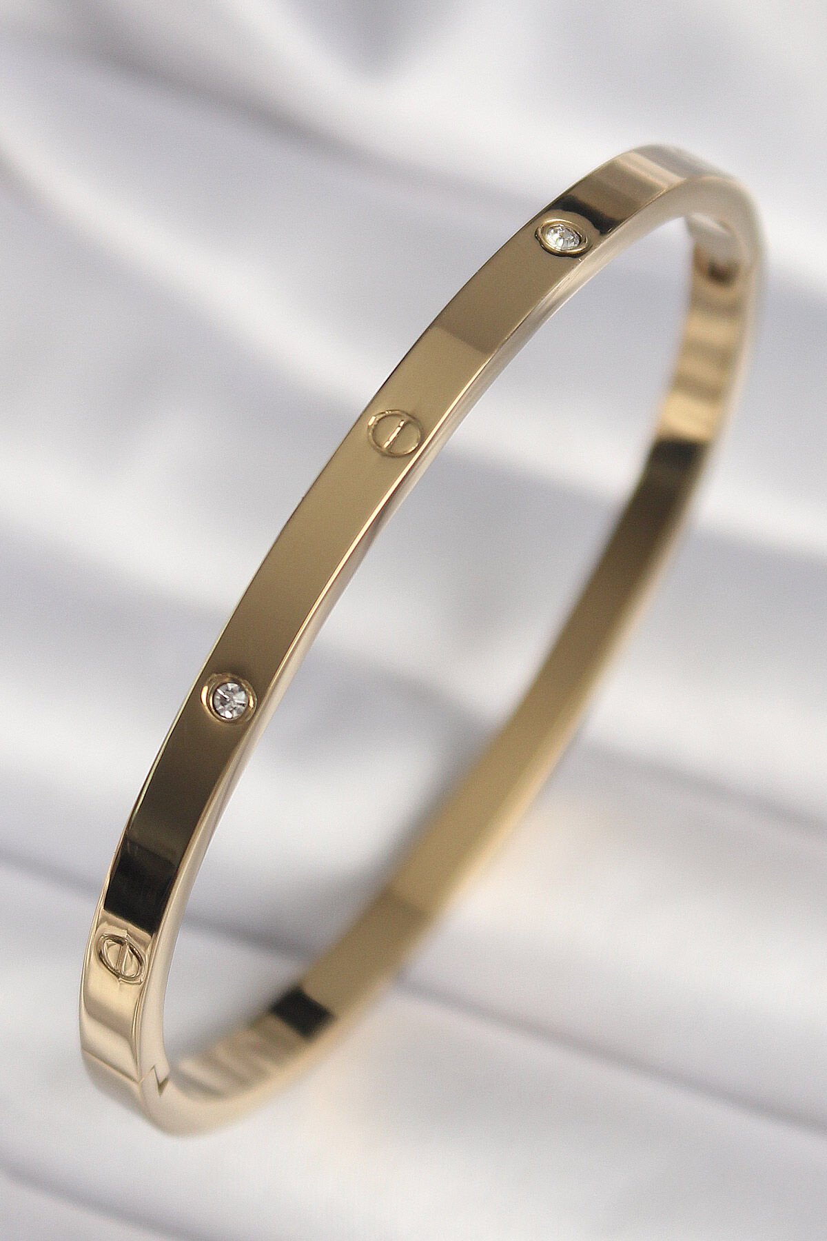 316L Çelik Gold Renk Zirkon Taşlı Model Kadın Bilezik