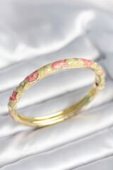 Yeşil Krem Renk Detaylı Mineli Kelepçe