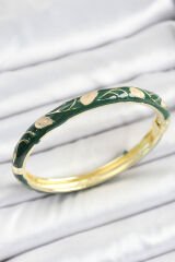 Mineli Pirinç Gold Renk Yeşil Çiçek Motifli Kadın Kelepçe