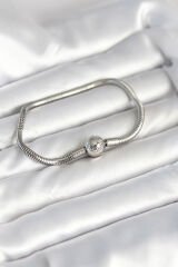 Gümüş Renk Pirinç Charm Bileklik