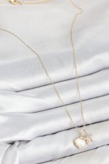 Pirinç Zirkon Taşlı İstiridye Ve Deniz Yıldızı Model Gold Renk Kadın Kolye