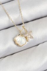 Pirinç Zirkon Taşlı İstiridye Ve Deniz Yıldızı Model Gold Renk Kadın Kolye