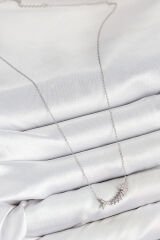 Pirinç Zirkon Taşlı Balık Kılçığı Model Gümüş Renk Kadın Kolye