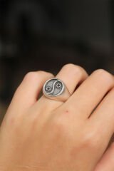 Otantik Ying-Yong Tasarımlı Ayarlamalı Kadın Yüzük